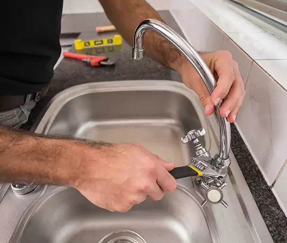 Local Experts for Faucet Repair in Orlando, FL:Schedule Affordable Faucet Repair Services with Us