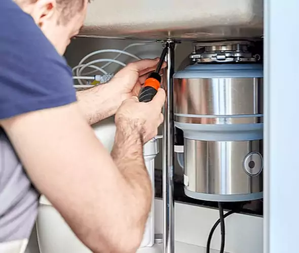Expert Plumber for Garbage Disposal Replacement in Orlando, FL